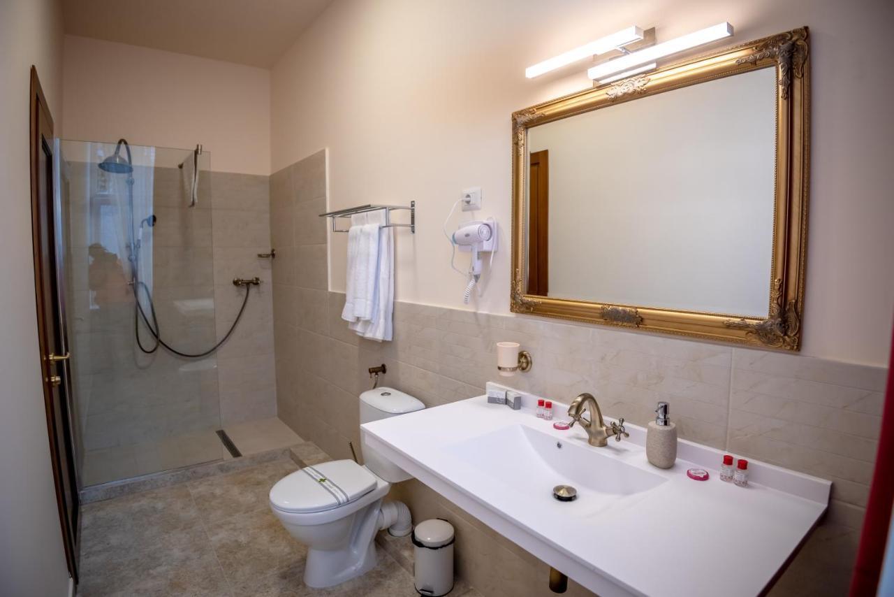 Bed and Breakfast Ana Boutique Alba Iulia Exteriér fotografie