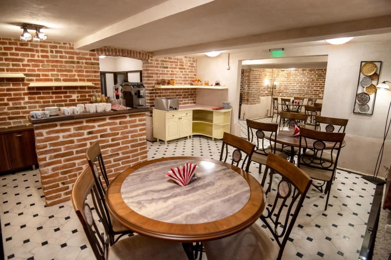 Bed and Breakfast Ana Boutique Alba Iulia Exteriér fotografie